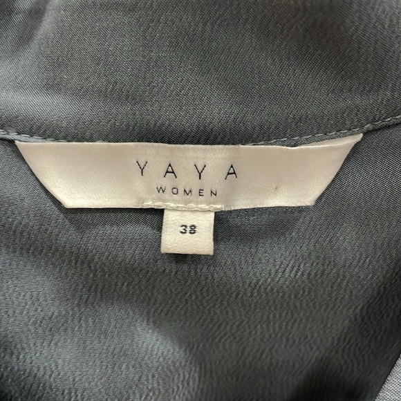 YaYa Women Grey Blouse - Picture 11 of 12